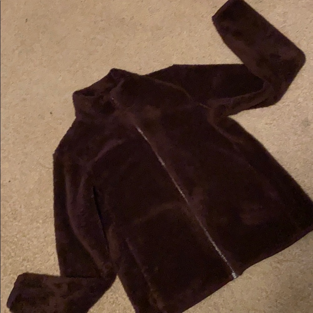 Maroon Sherpa